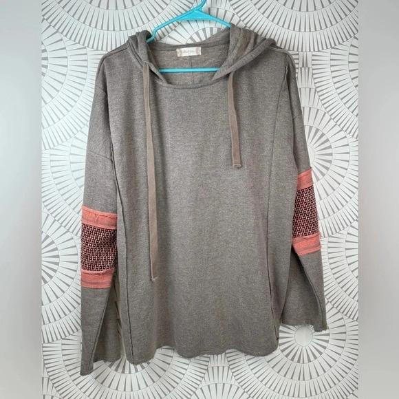 Altar’d State Women’s Hooded Sweatshirt Medium - Picture 1 of 5